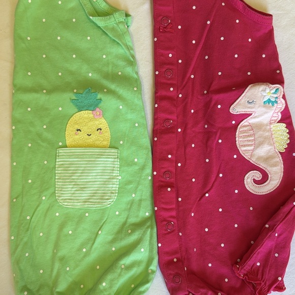 7 Carter’s Romper - Picture 2 of 4